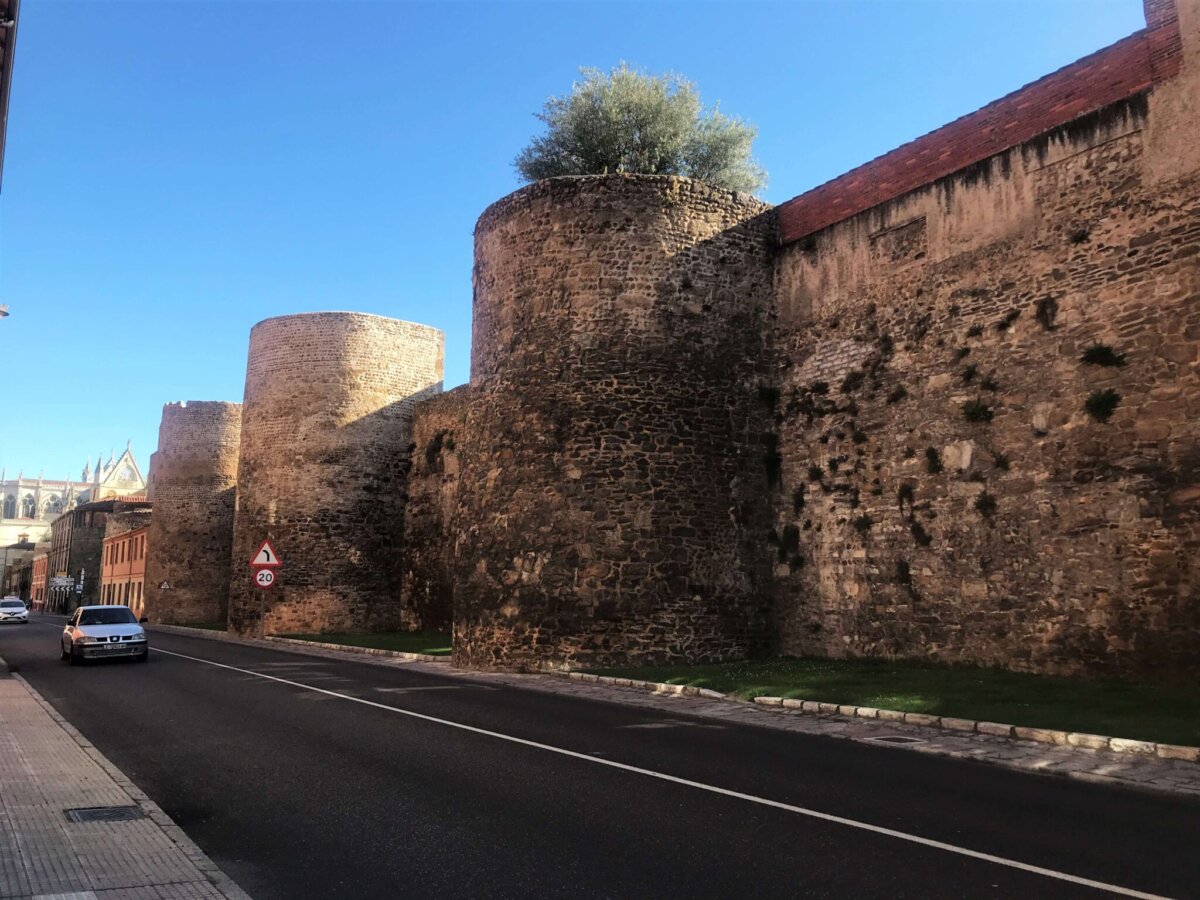 古羅馬式城牆 Antigua Muralla León