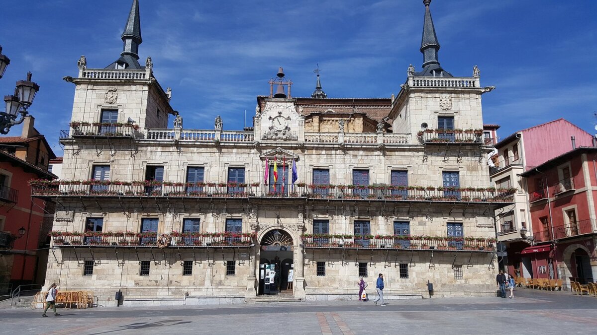 萊昂主廣場 Plaza Mayor