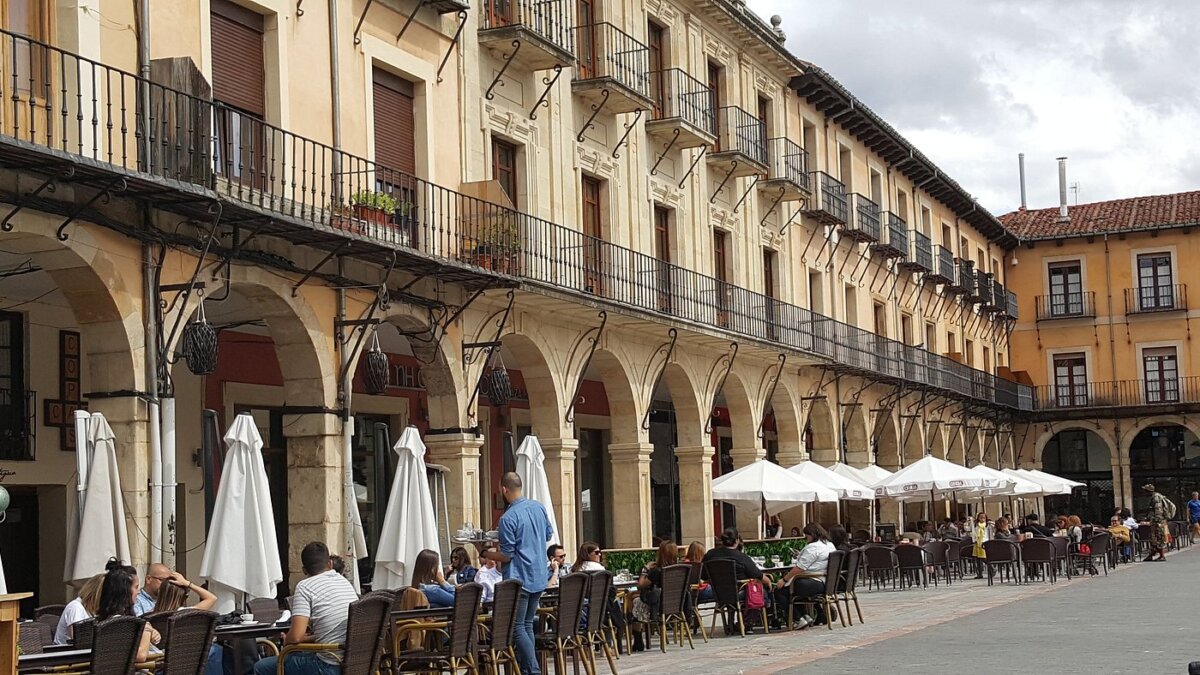 萊昂主廣場 Plaza Mayor
