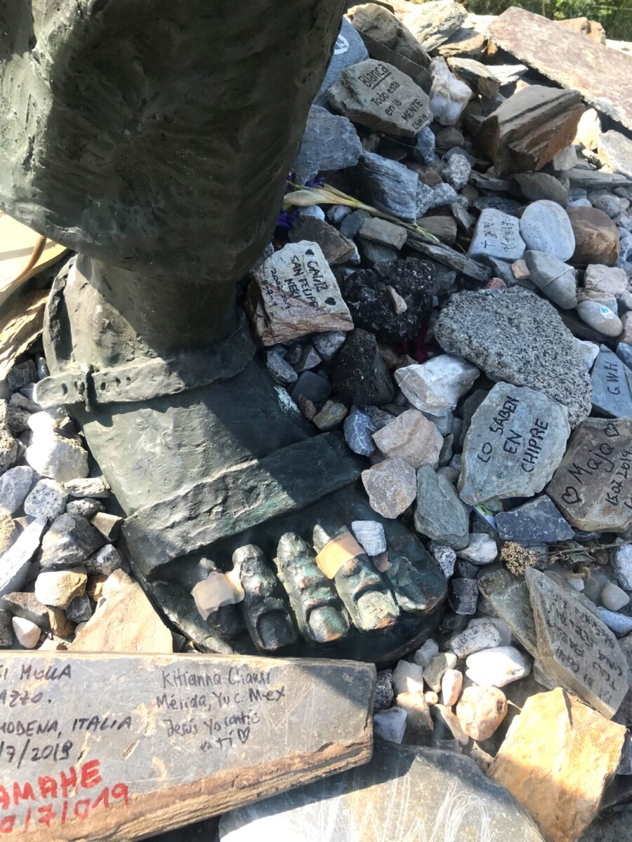 Alto de San Roque(朝聖者紀念碑)