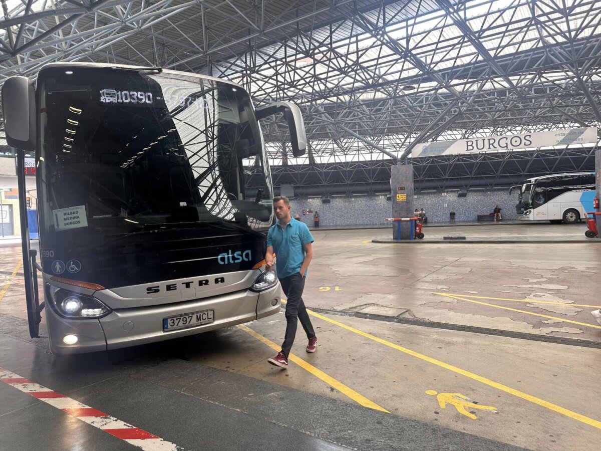 從 Bilbao 搭 ALSA 巴士南下 Burgos