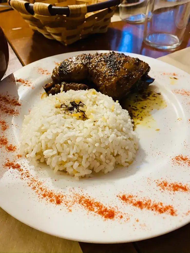 Camino朝聖者餐,雞肉與澱粉類主食