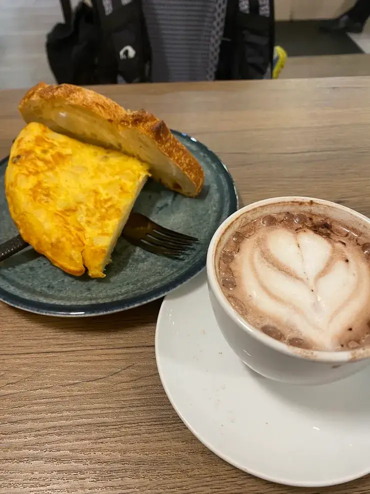 朝聖之路上的最愛- Colacao 及 tortilla