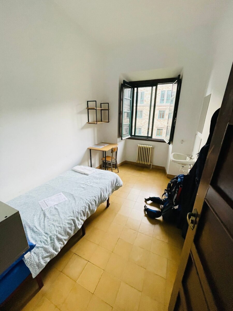 Albergue Seminario Menor 朝聖者旅館共用空間