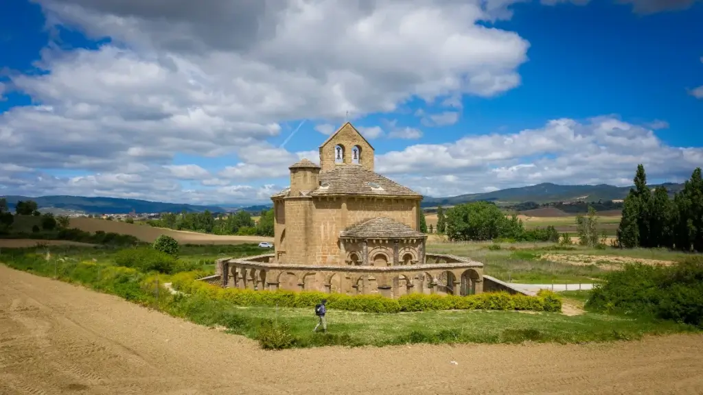 歐納特聖母堂(Santa María de Eunate)