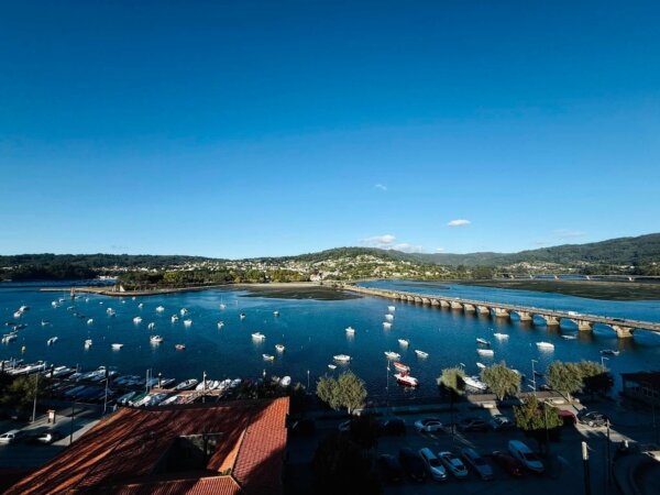英國之路 Pontedeume